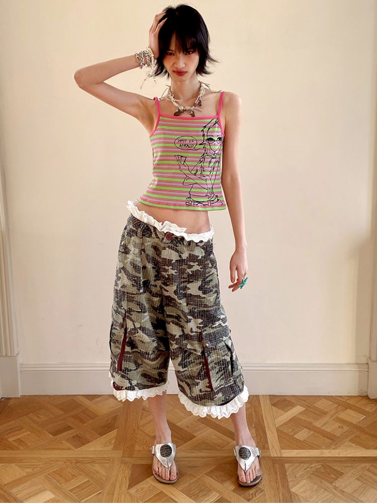 Card-playing girl striped tank top【s0000012959】