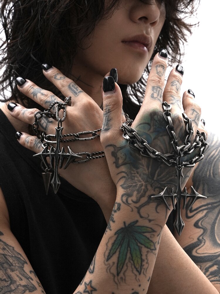 Castle Yin-Yang Lock Cross Necklace【s0000018990】