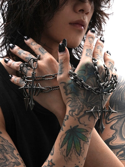 Castle Yin-Yang Lock Cross Necklace【s0000018990】
