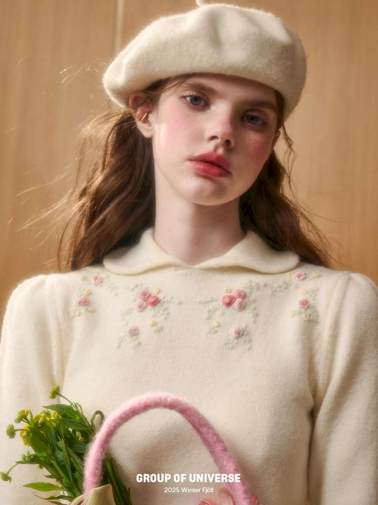 Wool Warm Hand-Embroidered Doll Collar Knit【s0000014893】