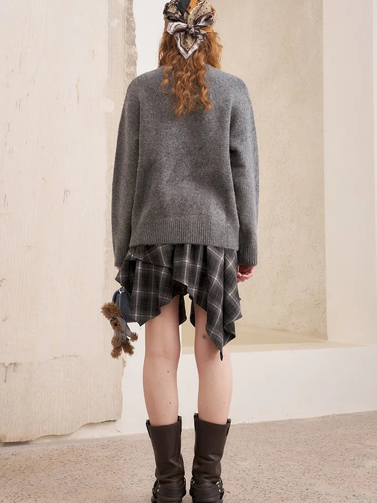 Relaxed-Fit Soft Pullover Knit Sweater【s0000014054】