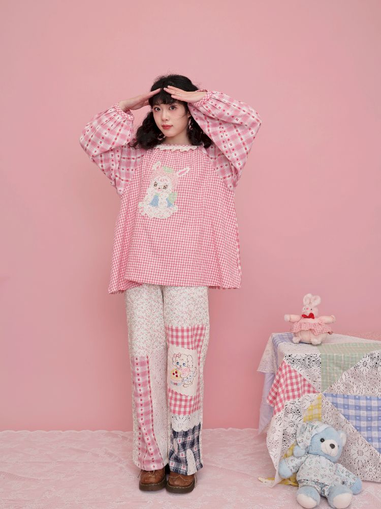 Strawberry Bunny Balloon Sleeve Shirt【s0000012017】