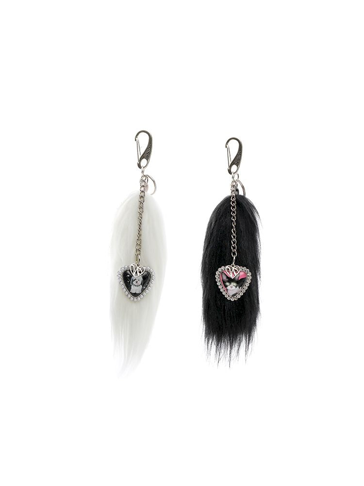 Cat Tail Keychain [S0000010217]