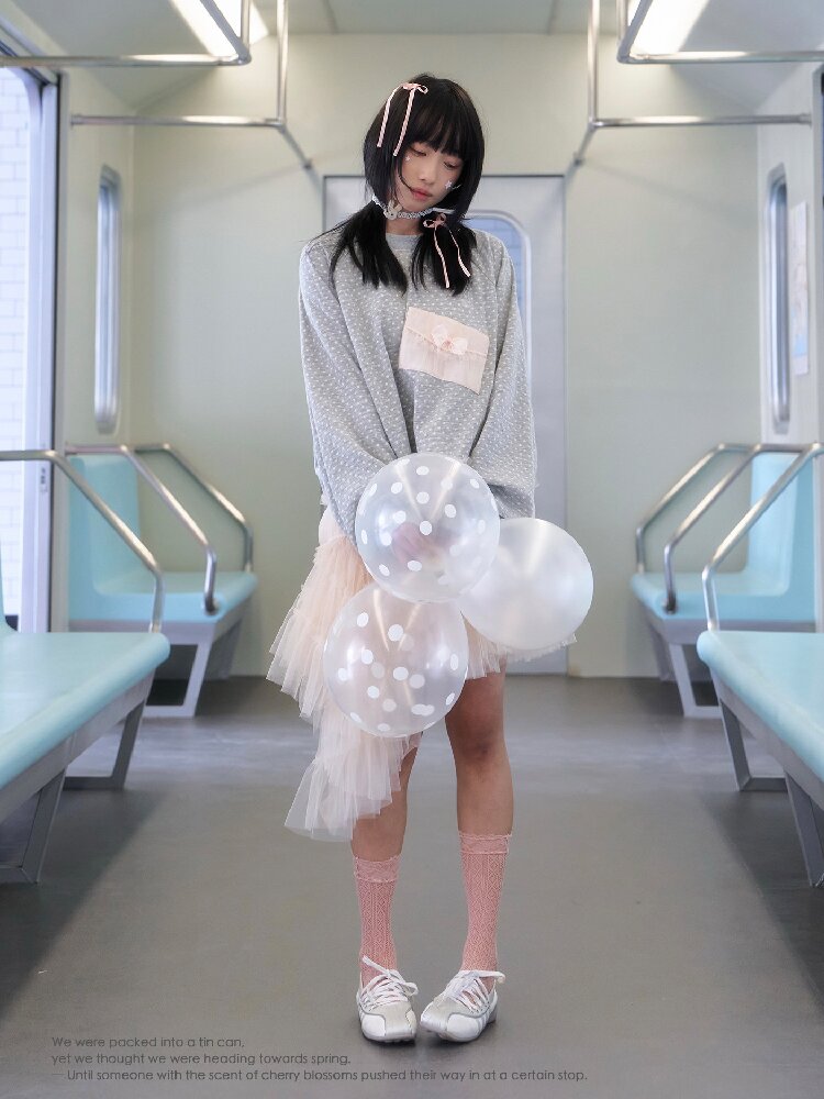Polka Dot Mesh Lace Sweatshirt【s0000016368】