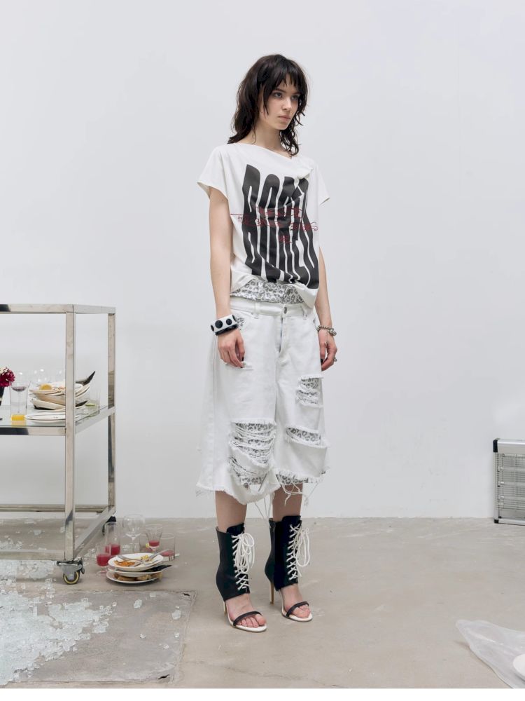 Printed and embroidered Irregular T-shirt【s0000012414】