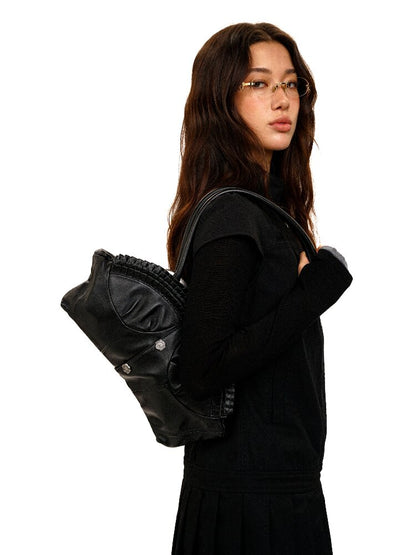 Lambskin Kiss Lock Shoulder Bag【s0000017911】