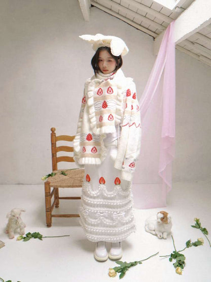 Cream Strawberry Cake Jacquard Scarf【s0000014526】