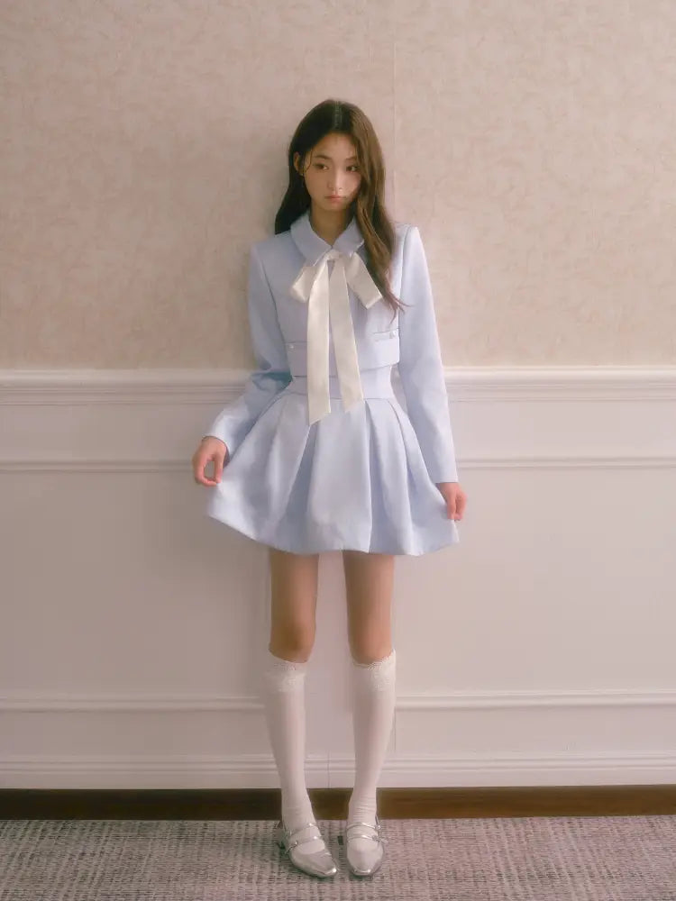 Tie-Front Short Jacket with High-Waisted Structured Pleated Puffy Skirt【s0000014341】