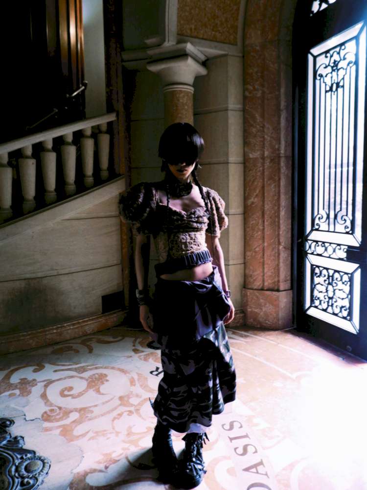 Patchwork Sheer Bud Strap Court Top【s0000015145】