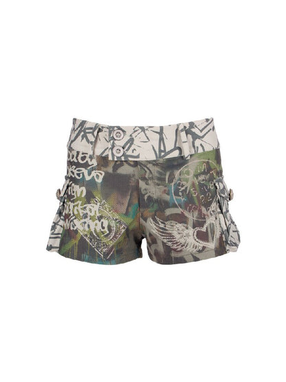 Messy Graffiti Love Print Shorts【s0000018057】