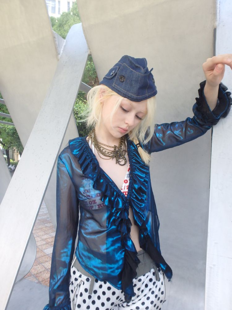 Metallic-colored broken polarized blue mesh cardigan【s0000013178】