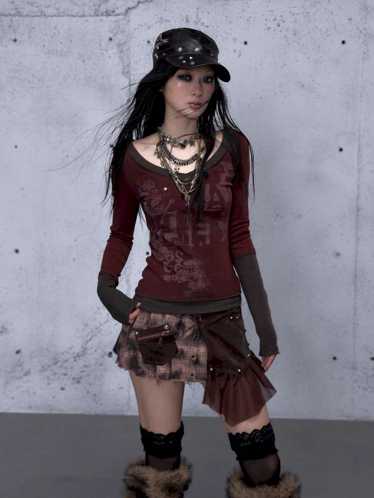 Retro Punk V-Neck Stretch T-Shirt【s0000014928】