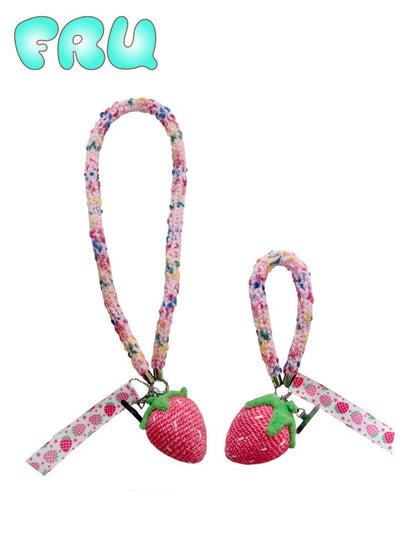 Hand Knitted Strawberry Phone Cord【s0000015612】