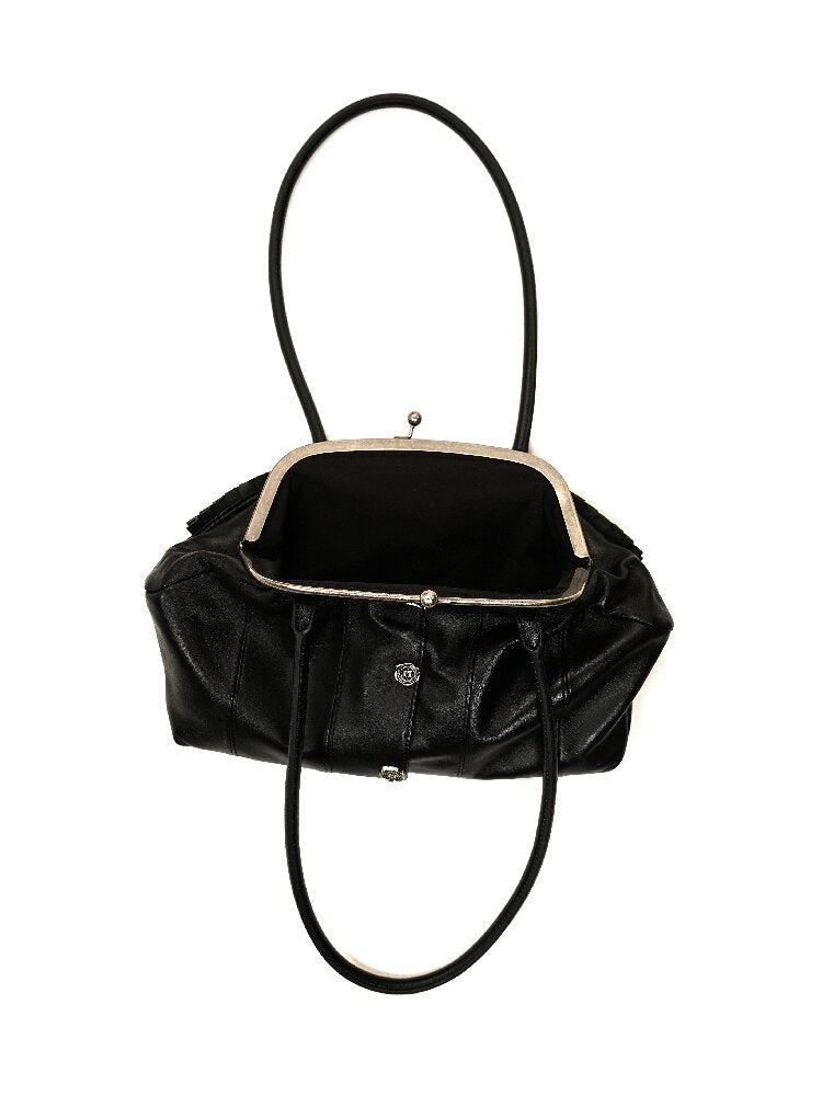 Lambskin Kiss Lock Shoulder Bag【s0000017911】