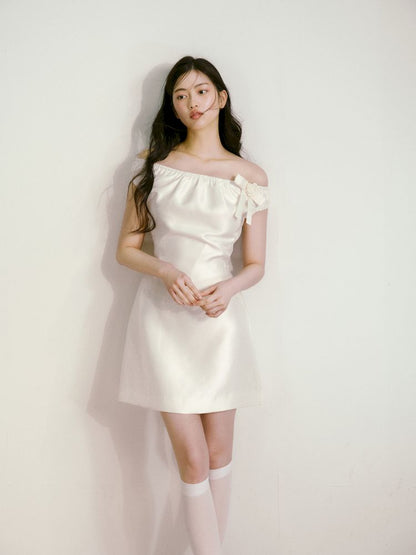 Satin Elastic One Shoulder Bowknot Waisted Dress【s0000013237】