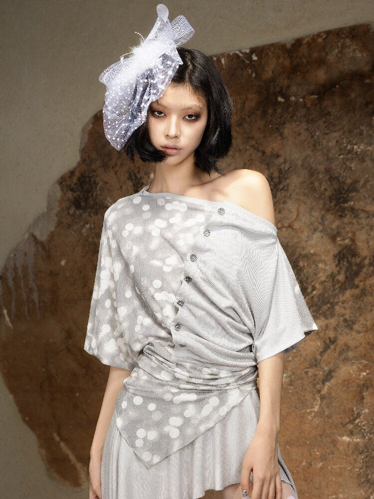 Slanted Irregular Shoulder Top【s0000016881】