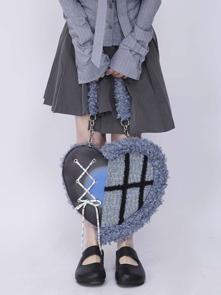 Graffiti Splicing Hairy Love Crossbody Bag【s0000014614】