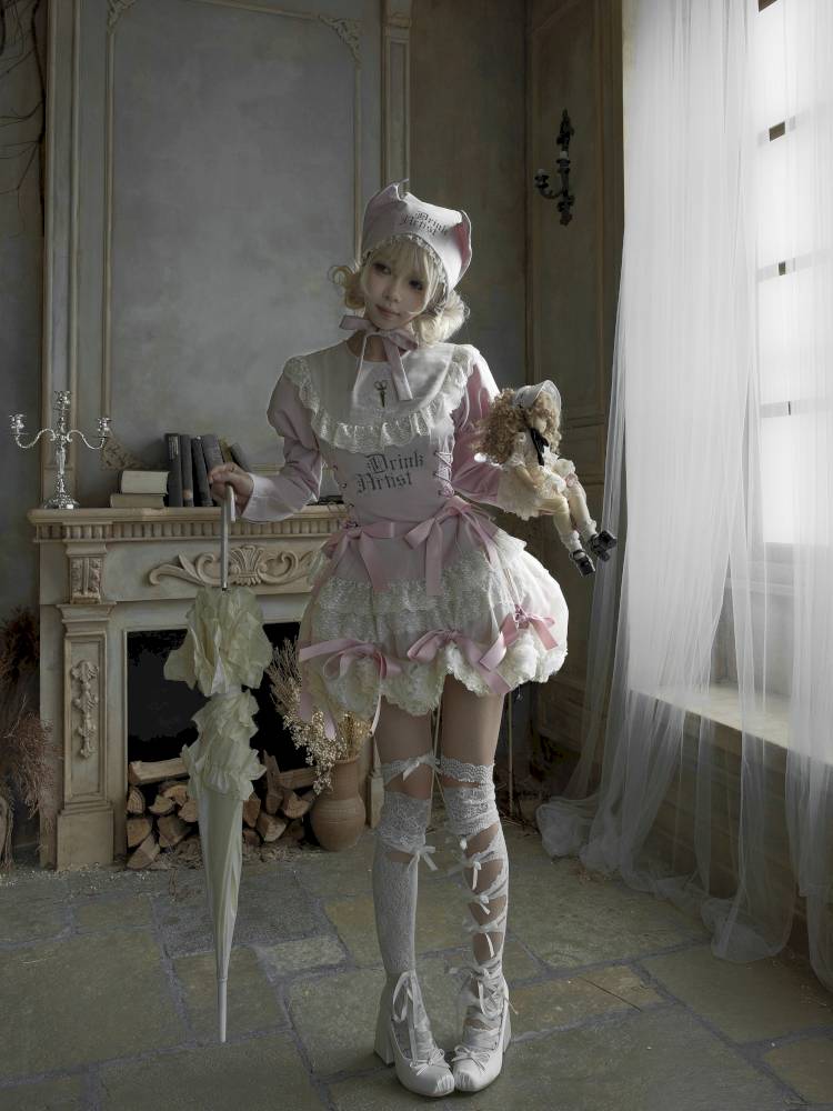 Pull-Up Hem Blouse and Tiered Skirt【s0000014433】