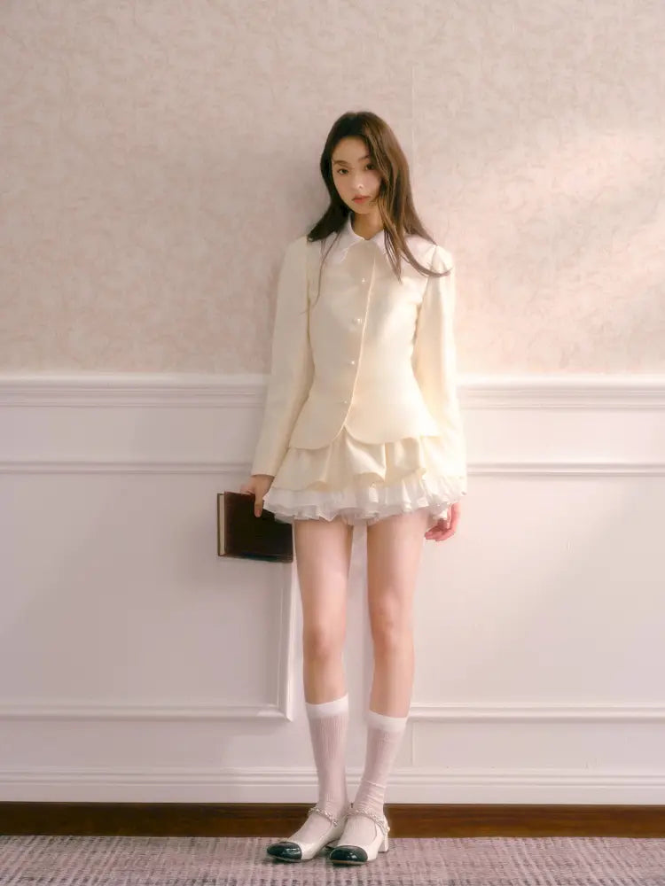 Long-sleeve jacket paired with a multi-layered puffy mini skirt【s0000014342】