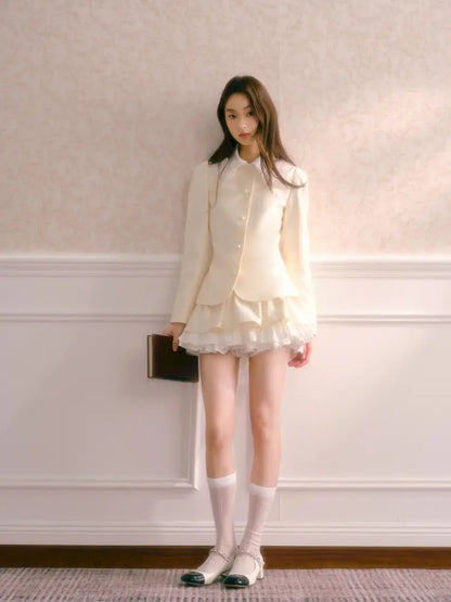 Long-sleeve jacket paired with a multi-layered puffy mini skirt【s0000014342】