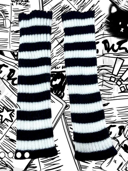 Oreo Stacked Knitted Sock Covers【s0000014621】