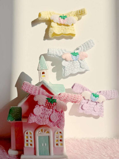 Knitted Strawberry Hairpin Sweater【s0000015111】