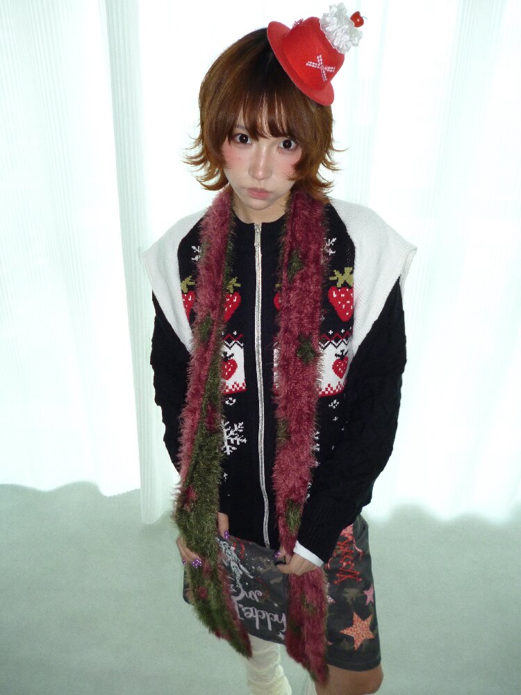 Strawberry Fair Isle Jacquard Sweater【s0000018669】
