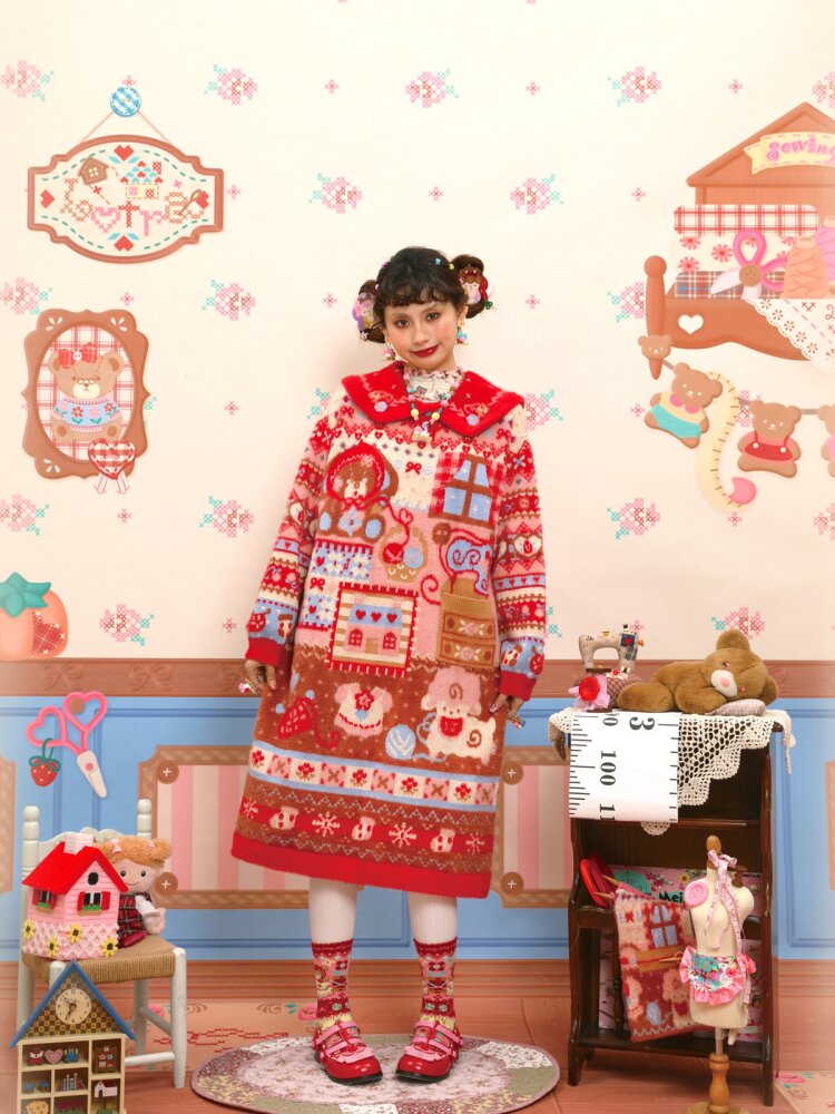 Red Sewing Bear Mink Fleece Sweater【s0000015583】