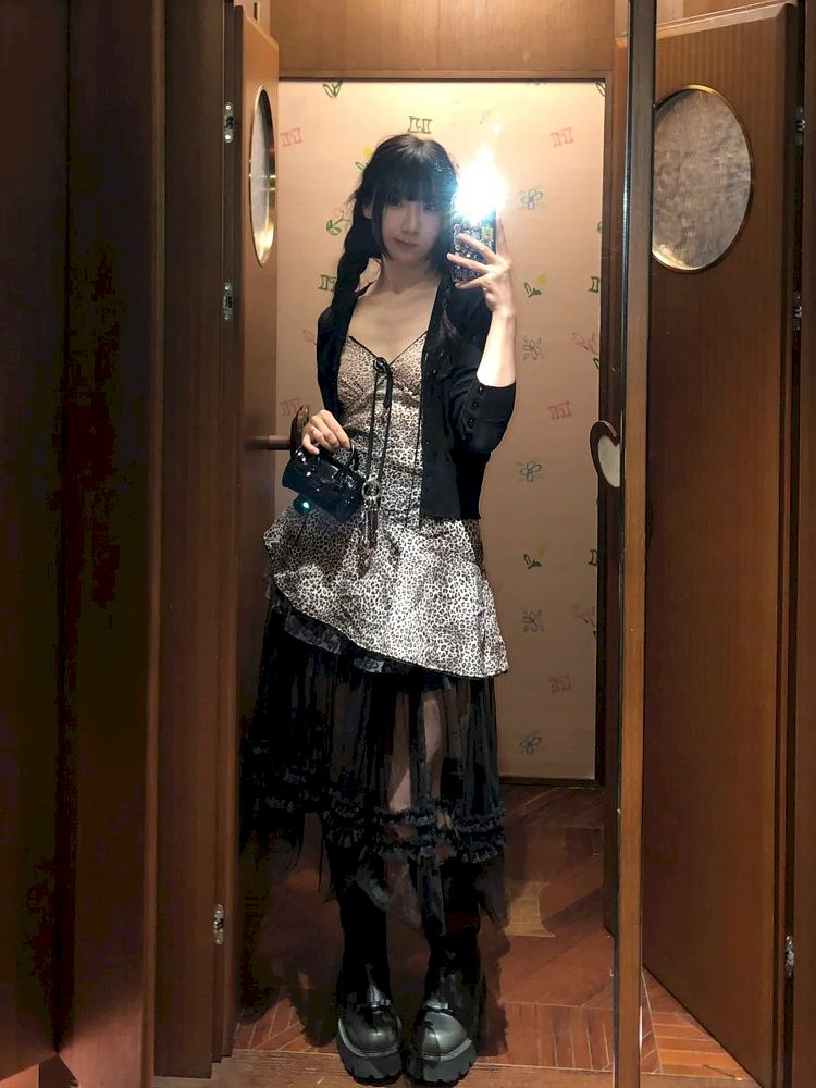 Light Sheer Mesh Half-body Skirt【s0000012516】