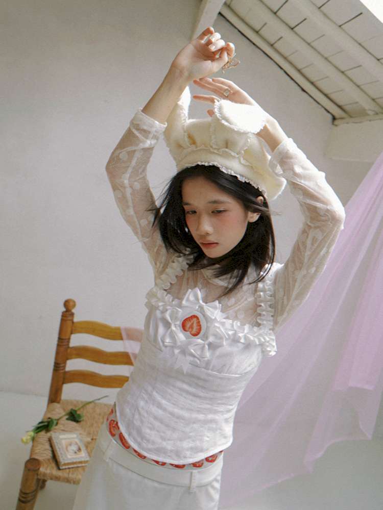 Polka Dot Strawberry Badge Camisole Top【s0000014939】