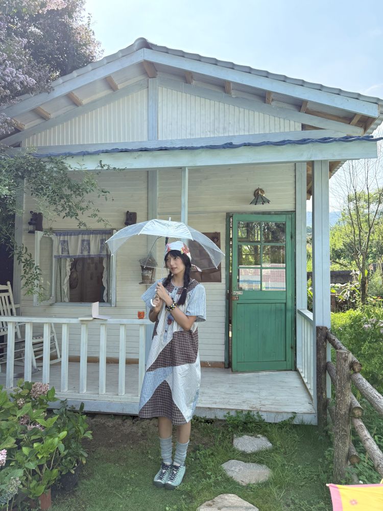 Loose-fitting short-sleeved dress【s0000012770】