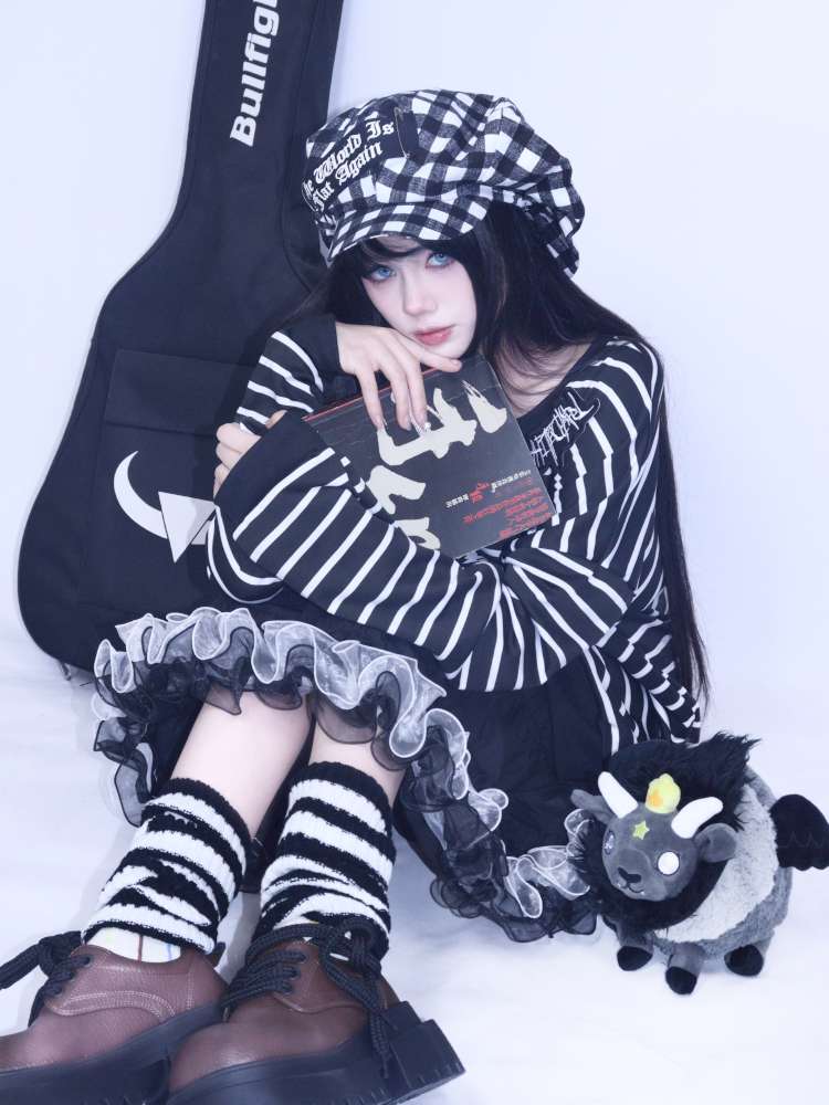 Oreo Stacked Knitted Sock Covers【s0000014621】