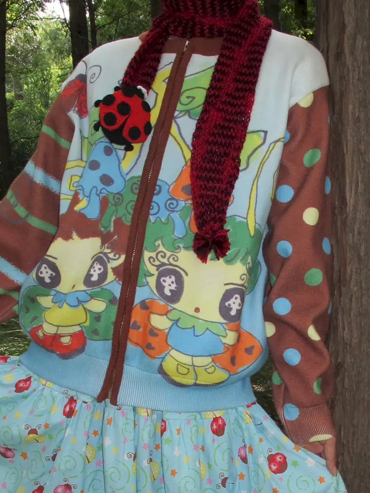 Hand-Knitted Beetle-Patterned Scarf【s0000014190】