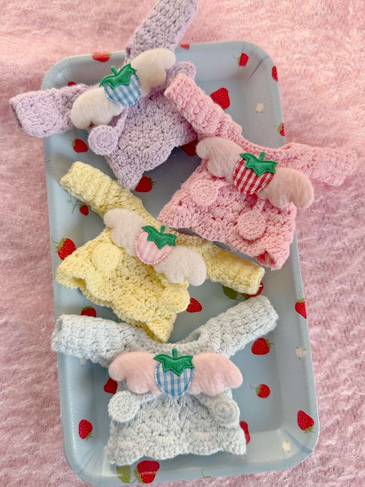 Knitted Strawberry Hairpin Sweater【s0000015111】