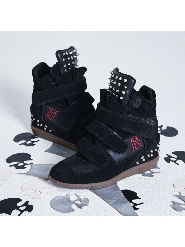 Cowhide Embroidered Wedge Sneakers【s0000015560】