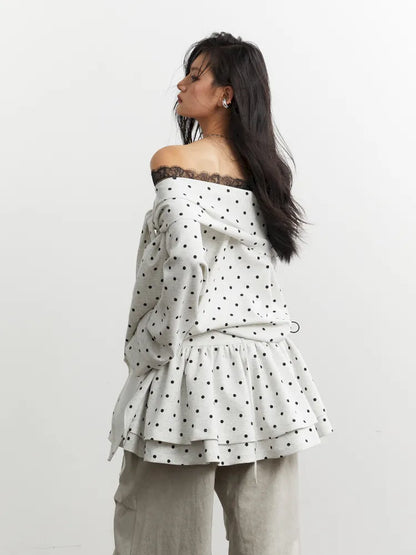 Lace-up off-the-shoulder polka dot sweatshirt【s0000014040】