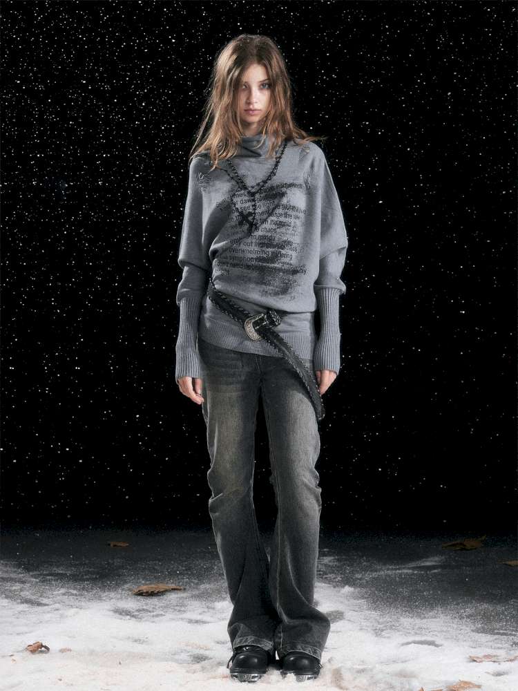 Graffiti Bat Sleeve Pleated Sweater【s0000014669】