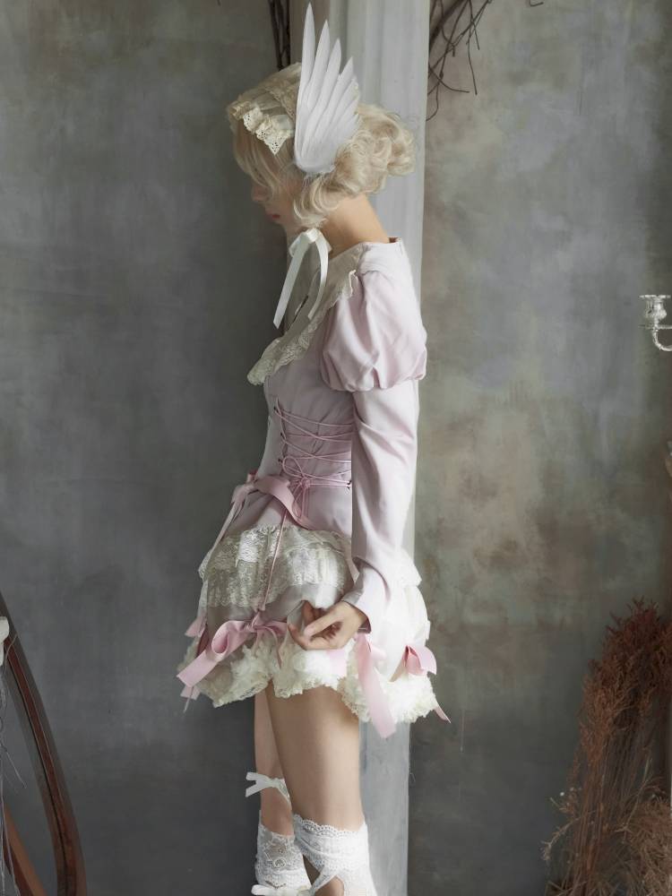 Pull-Up Hem Blouse and Tiered Skirt【s0000014433】