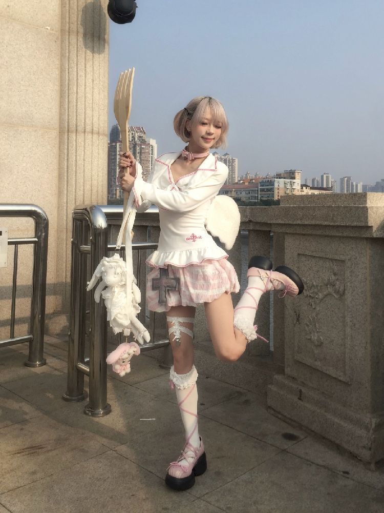 Lace Large Embroidered Bow Tops T-Shirt【s0000011844】