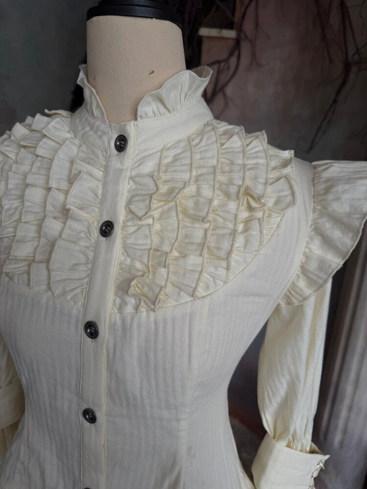 Lotus Sleeve Lace Beige Crop Top【s0000015614】