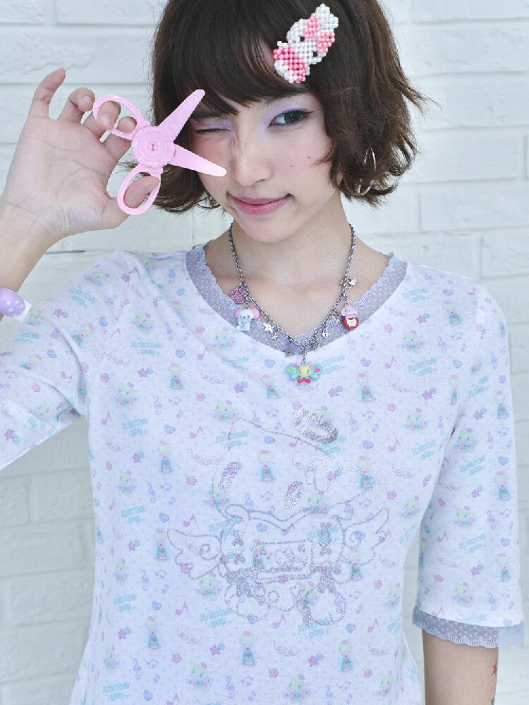 Floral V-Neck Mid-Sleeve Tee【s0000017133】