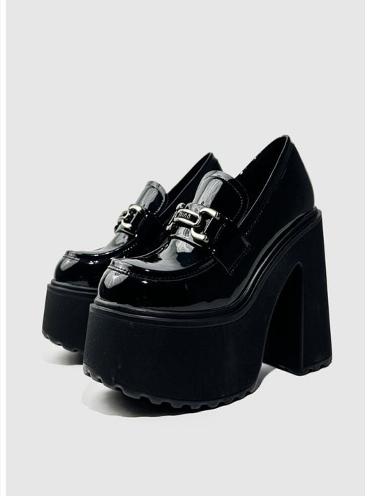 Glossy Patent Leather Buckle Loafers【s0000015715】