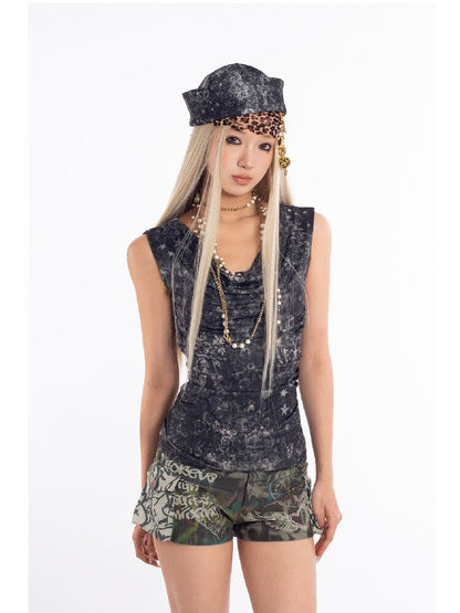Messy Graffiti Love Print Shorts【s0000018057】