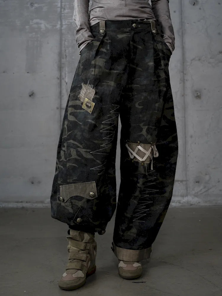 Embroidered Camo Pants【s0000014116】