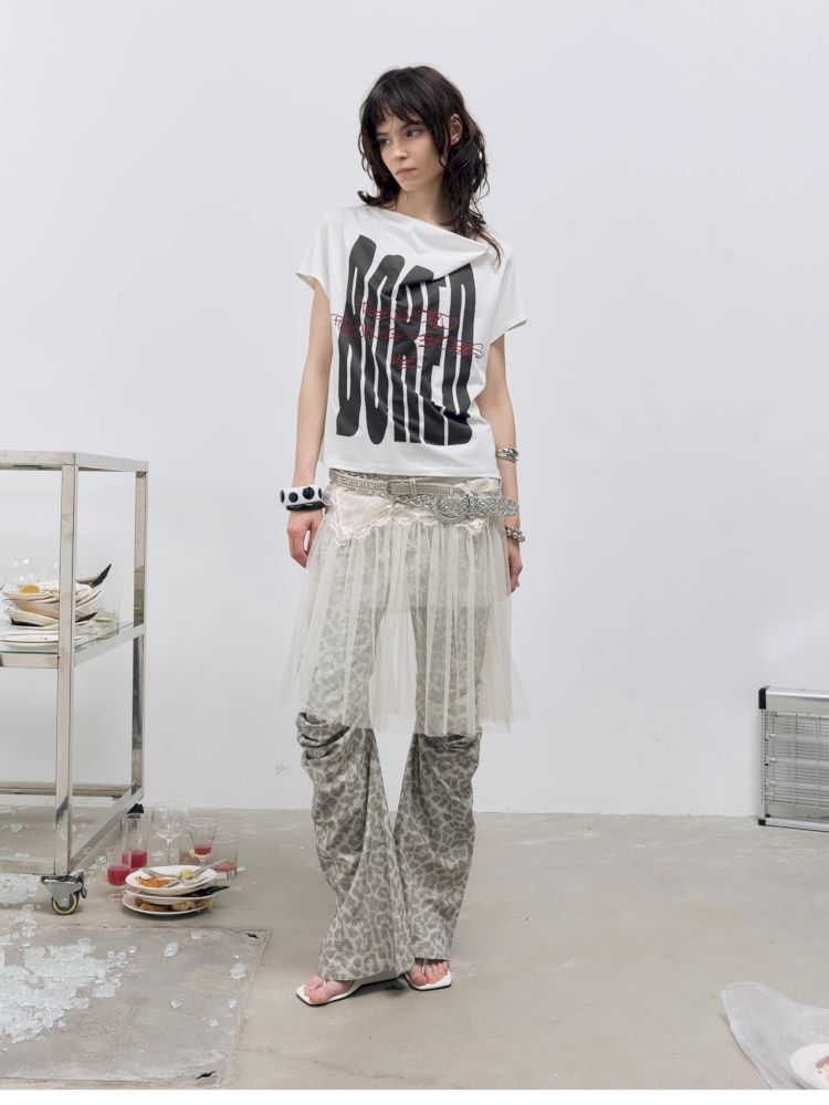 Printed and embroidered Irregular T-shirt【s0000012414】
