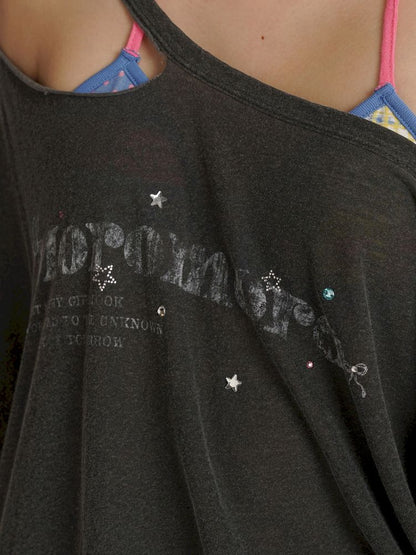Loose-fitting off-the-shoulder T-shirt【s0000012562】