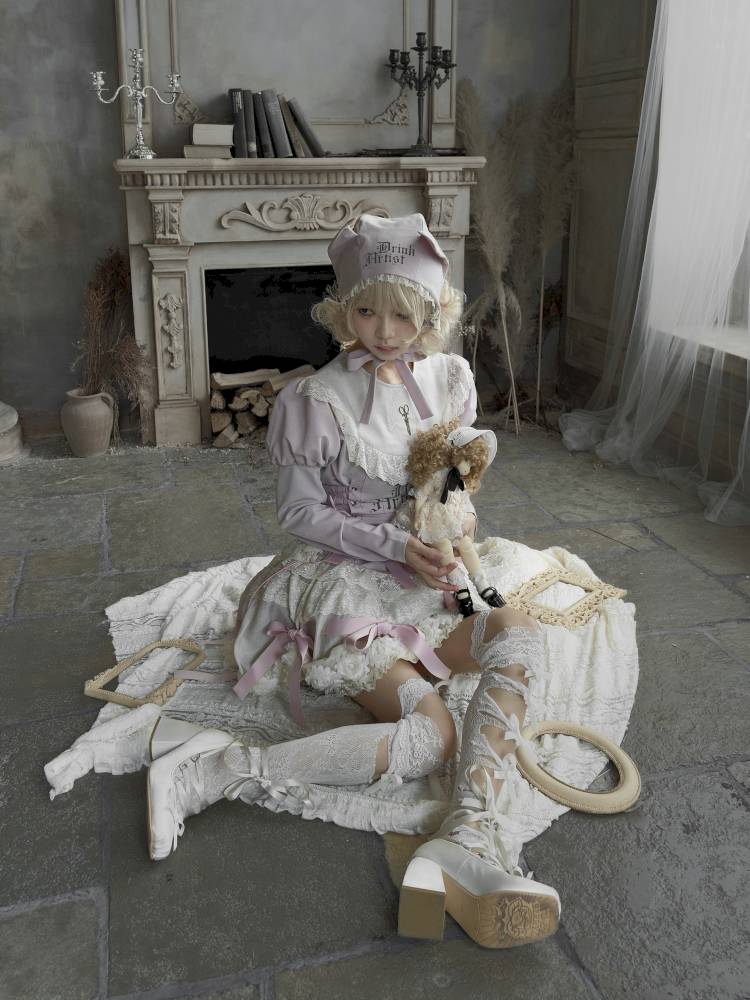 Pull-Up Hem Blouse and Tiered Skirt【s0000014433】