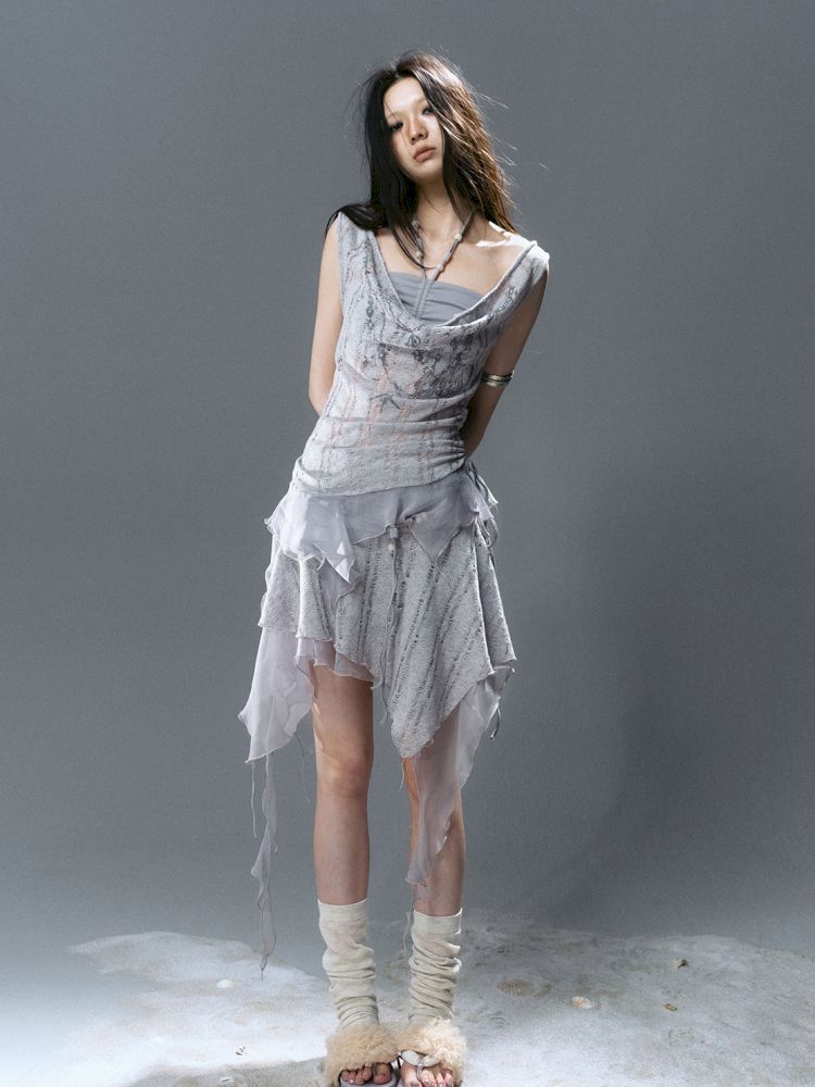 Hollow Swing Neck Sleeveless Blouse【s0000012644】