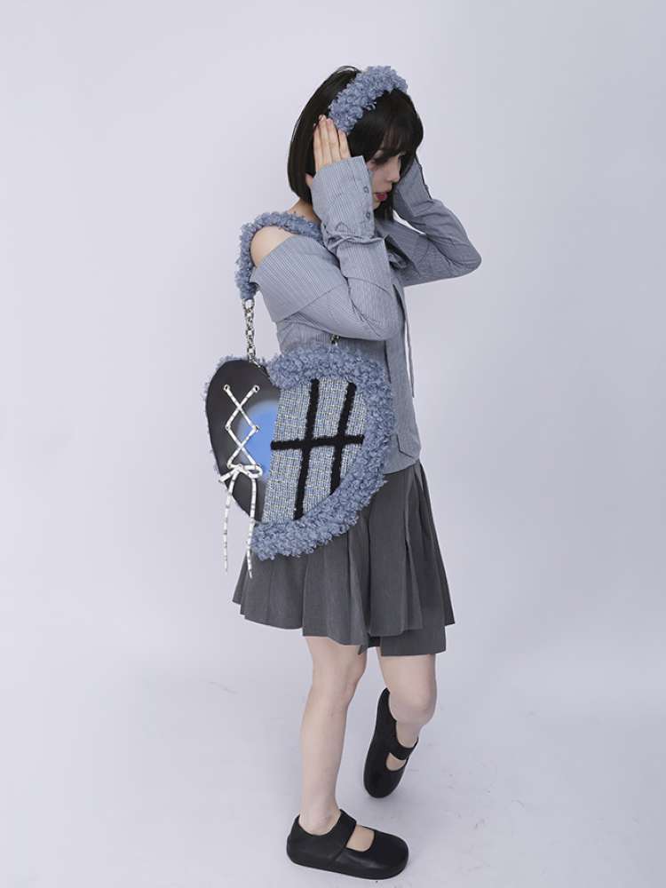 Graffiti Splicing Hairy Love Crossbody Bag【s0000014614】