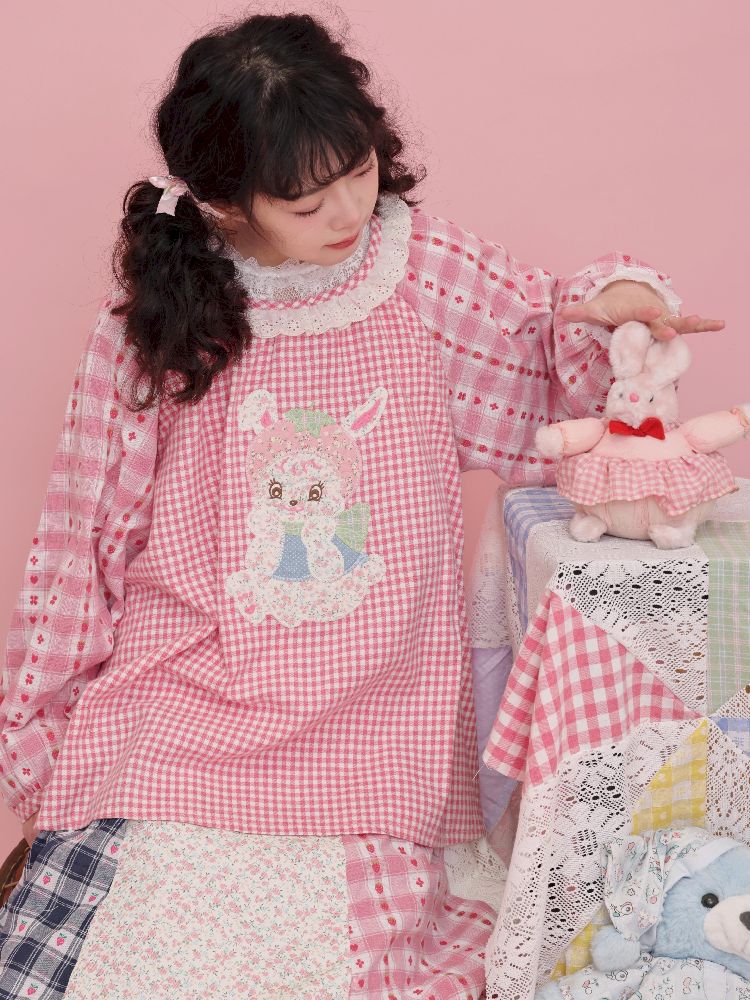 Strawberry Bunny Balloon Sleeve Shirt【s0000012017】